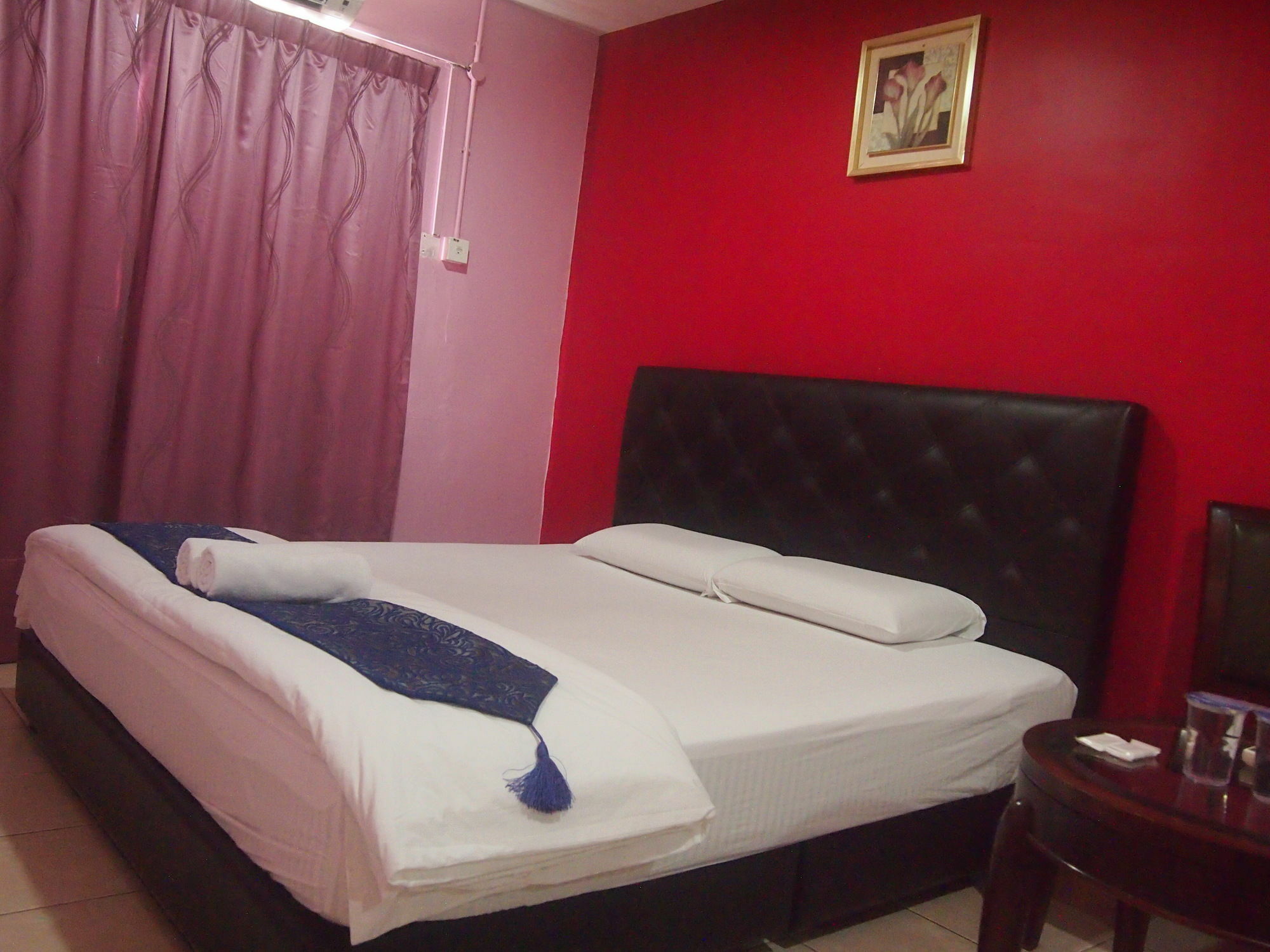 Senawang Star Hotel *